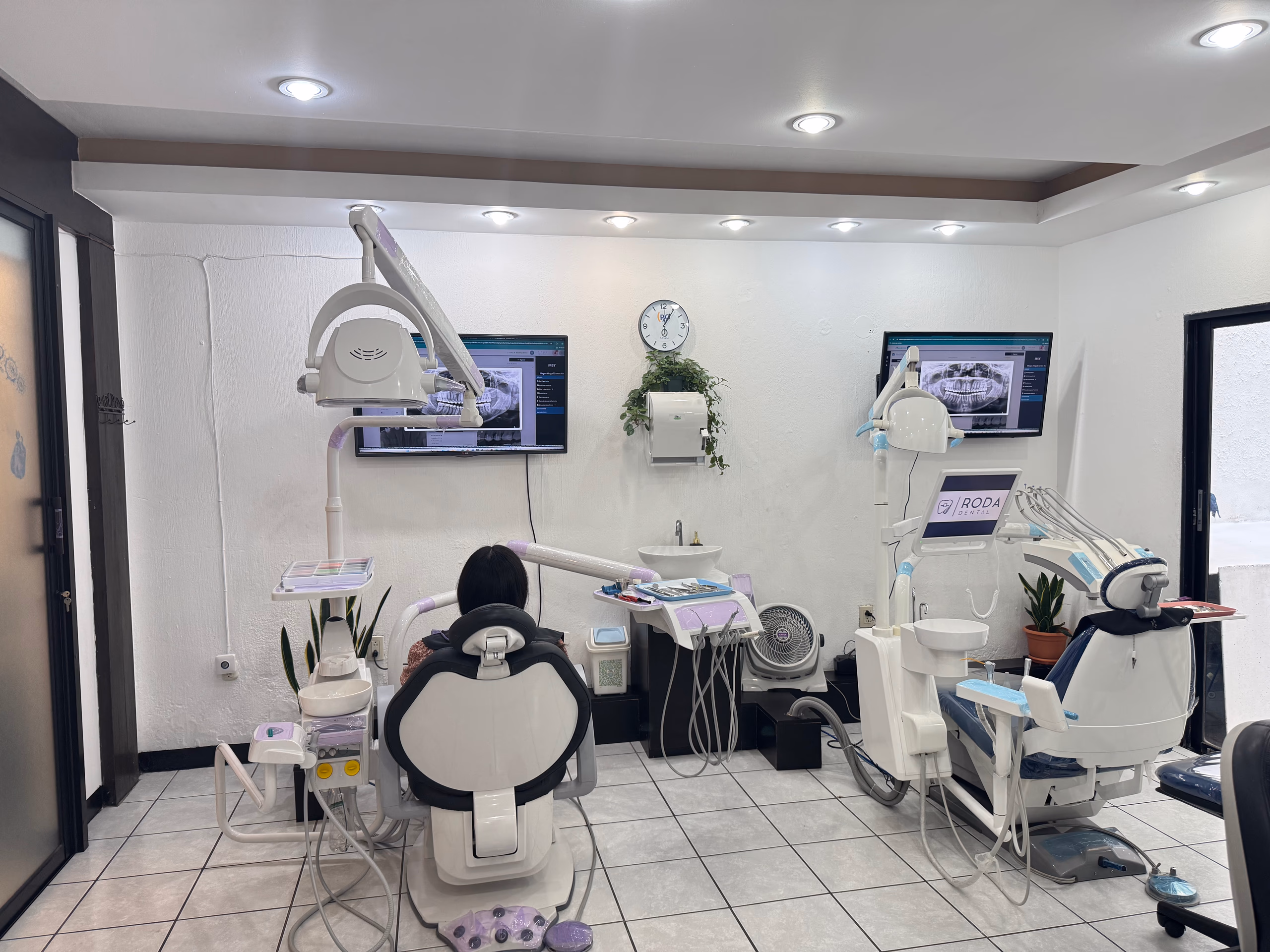 RoDa Dental Zona 1